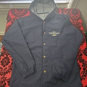 BRAND NEW XL THURSDY WINDBREAKER OOP